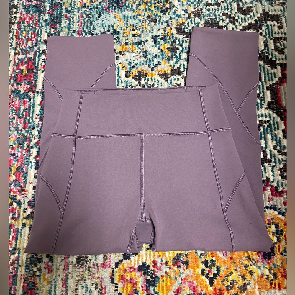 lululemon in movement cropped leggings